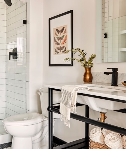 Amenities Features Item