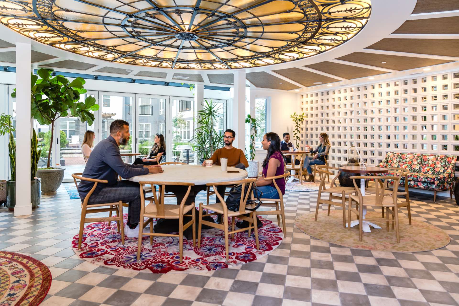 Amenities Features Item